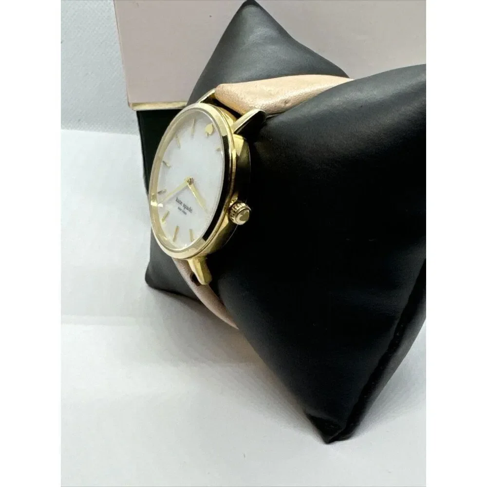 Kate Spade New York Metro 0073 Women's Beige Leather Analog Quartz Watch JNA159